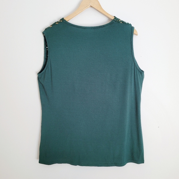 Amaryllis | Green Modal Crochet Sleeveless Top - M - Picture 6 of 8